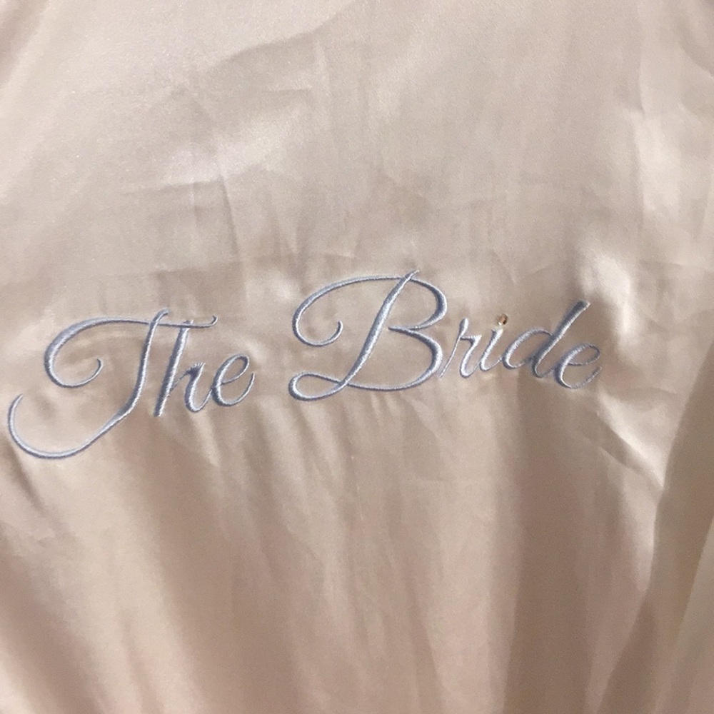 Bride Robe & Shorts Set - Picture 2 of 6